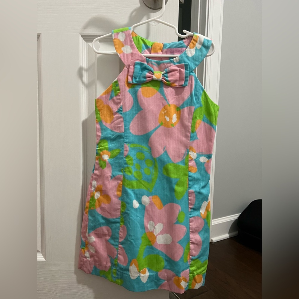 Lilly Pulitzer Girls Floral Dress size 7 EUC